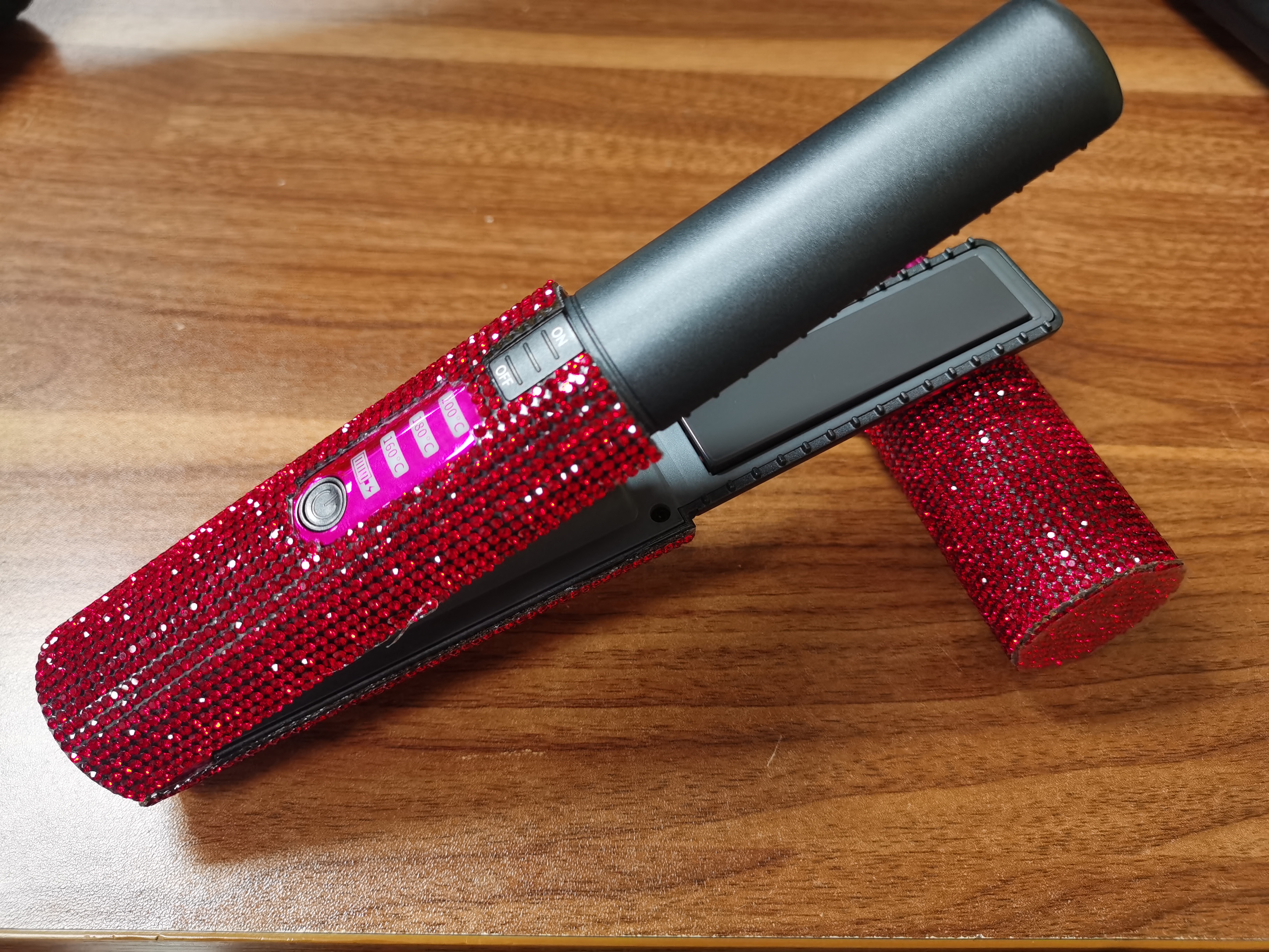 Diamond-2USD rouge
