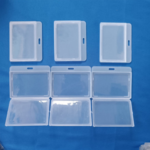 定制徽标PVC硬质塑料透明翻盖身份证徽章持卡人工作业务 - Product Image 2