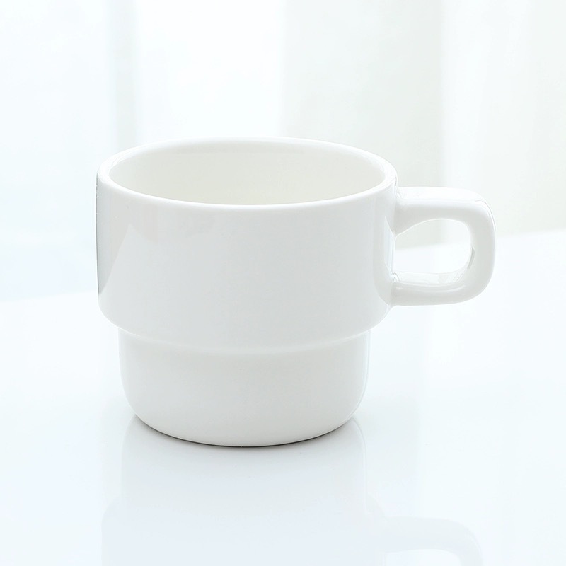 Blanco desnudo taza