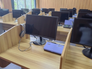 Laboratery Teaching <strong>English</strong> <strong>Language</strong> Teaching Resources