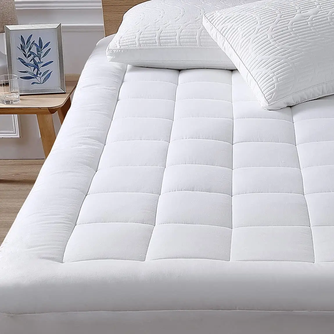 2022 new supersoft comfortable fluffy customized size quilt 100 cotton velvet white oversized luxury mattress pad