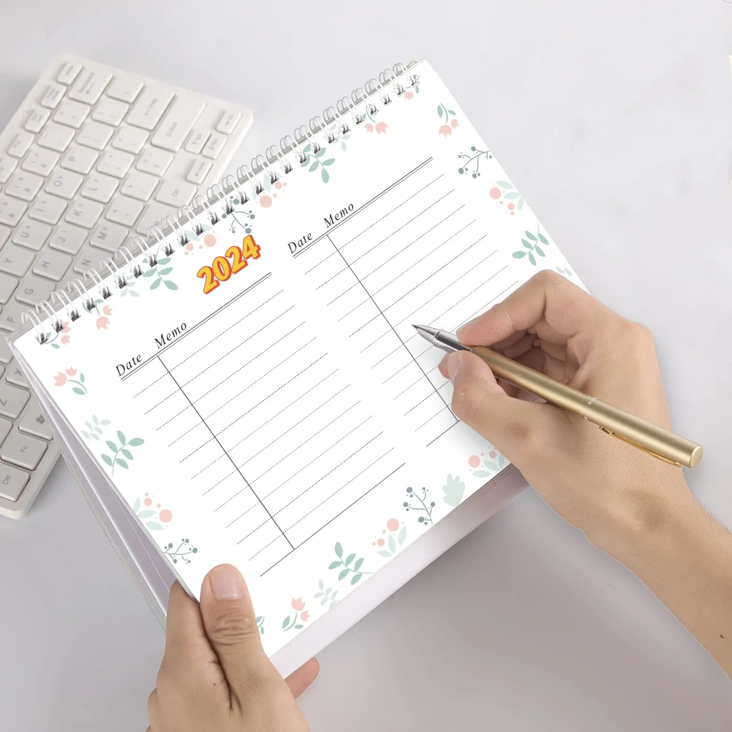 Entrega rápida Tapa dura superior espiral portátil escritorio personalizado Mini Calendario de escritorio 2024