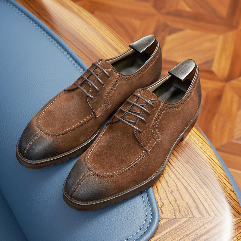 สีน้ำตาล