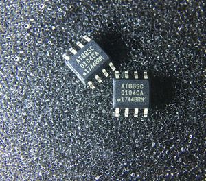 (En Stock) EEPROM programador lector chip de memoria AT88SC0104 SOP8 - Product Image 1