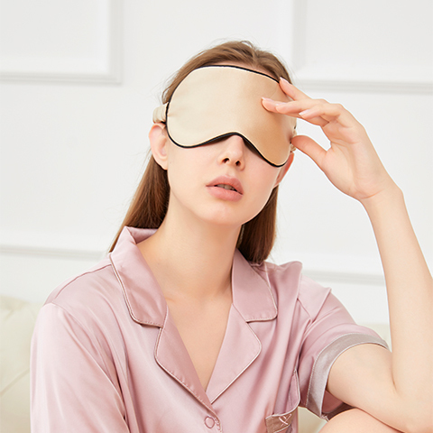 Champagne Silk eye mask