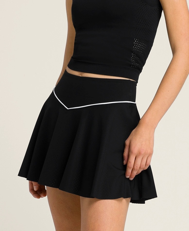 Black skirt