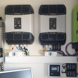 Fangpusun XTM4000-48 ibrido inverter telecomando centro di programmazione RCC-03 Xcom-RS232 BSP-500 - Product Image 6