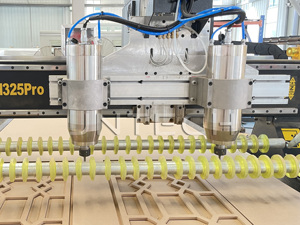 1325 <strong>CNC</strong> <strong>Router</strong> <strong>Multi</strong>-Head Double Axis Wood <strong>Router</strong> - Product Image 3