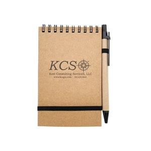 Bloc de notas con cierre de correa elástica personalizado, logotipo de promoción impreso, Bloc de notas de bolsillo en espiral Kraft pequeño con bolígrafo - Product Image 1