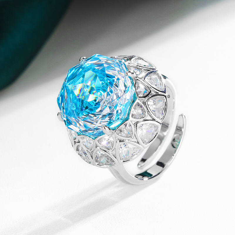 Bague bleu marine taille ouverte coupe Millennium