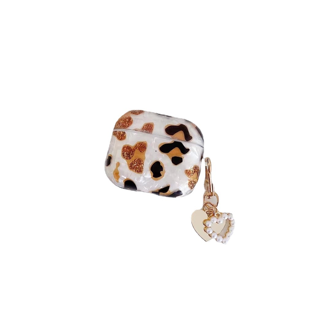 Llavero de leopardo marrón con amor
