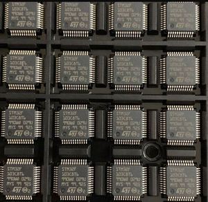 Neuer MC68HC705C8ACP 8-Bit-MCU 40-PDIP Neuer Original-Chip für integrierte Mikrocontroller-Schaltkreise auf Lager - Product Image 2