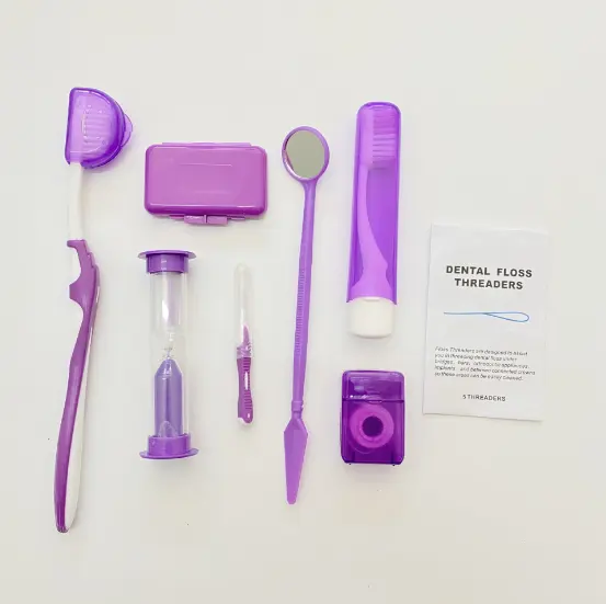 Kit dentale professionale per la cura orale con spazzolino da denti