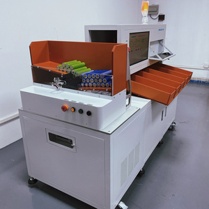 Clasificadora automática de celdas de batería de iones de litio cilíndrica de alta precisión de 5 CANALES - Product Image 3