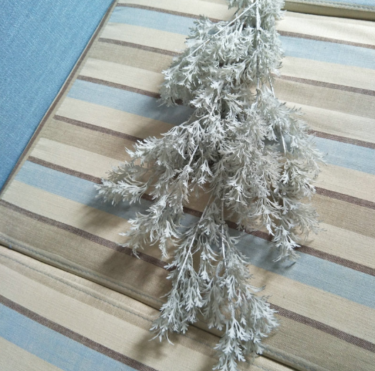Gris