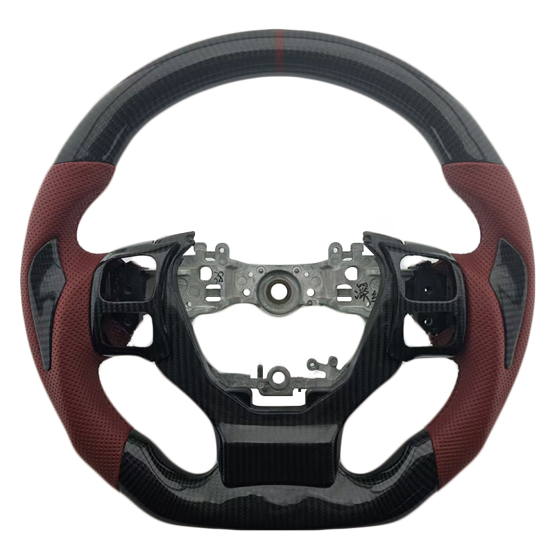 Cuir perforé + Fibre de carbone + Grip