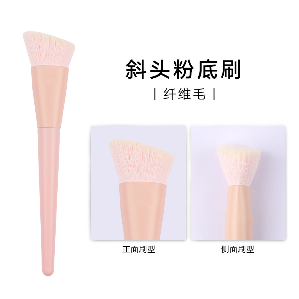 07 angled foundation brush