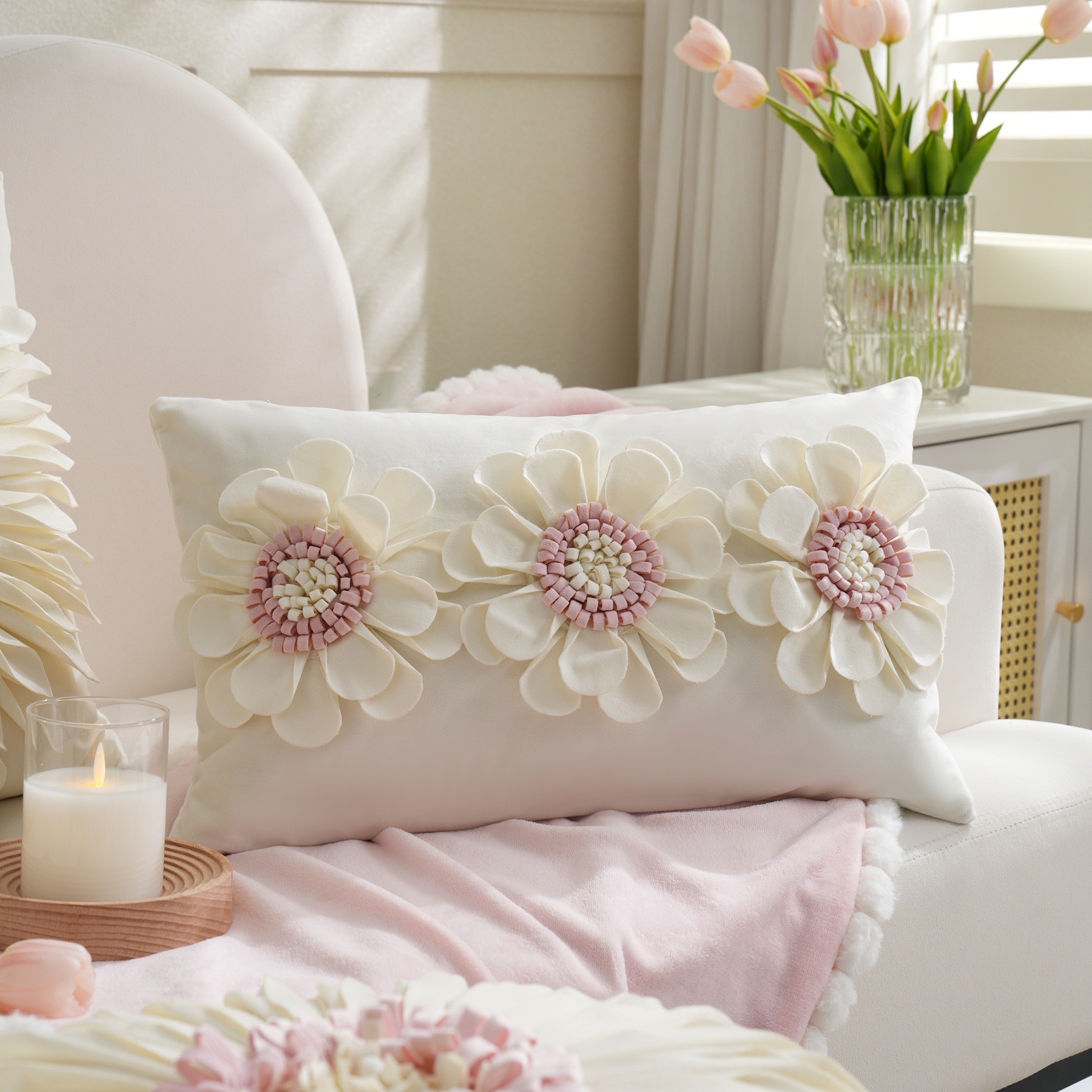 Blanc rose coussin taille neuve-30*50cm (sans pil