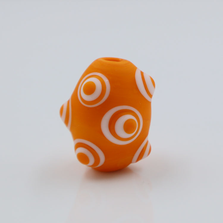 Arancione con punto