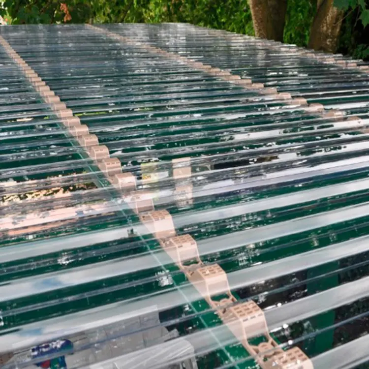 Plaques de toit en plastique ondulé, transparents, résistantes aux UV, 1 pièce, ondulées