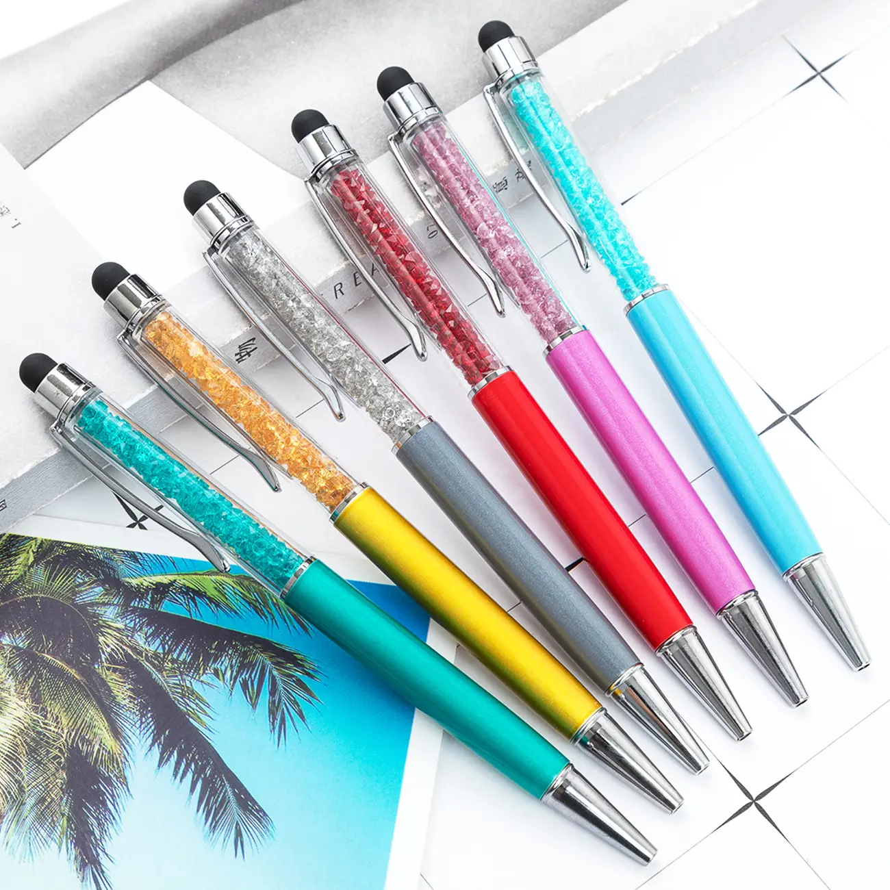 Produttore all'ingrosso di alta qualità colorato di cristallo Touchscreen penne a sfera in metallo regalo penna con Logo personalizzato di stampa