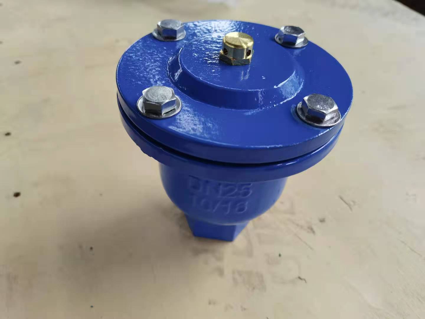 Ductile Cast iron Automatic Air Release Valve For Liquid / Water Air Relief Valve