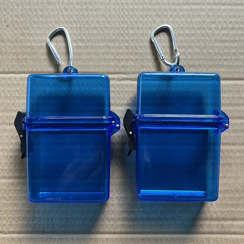 Mousqueton à bouton d'escalade bleu transparent