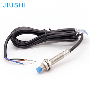 Interruptor de proximidad M8 Interruptor de sensor de proximidad serie Interruptor de proximidad inductivo de tipo no empotrado NPN PNP NO NC - Product Image 1