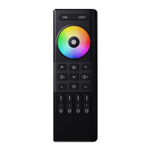 Черный высококачественный умный RGB ручной пульт дистанционного управления для 2,4 г РЧ освещения - Product Image 1