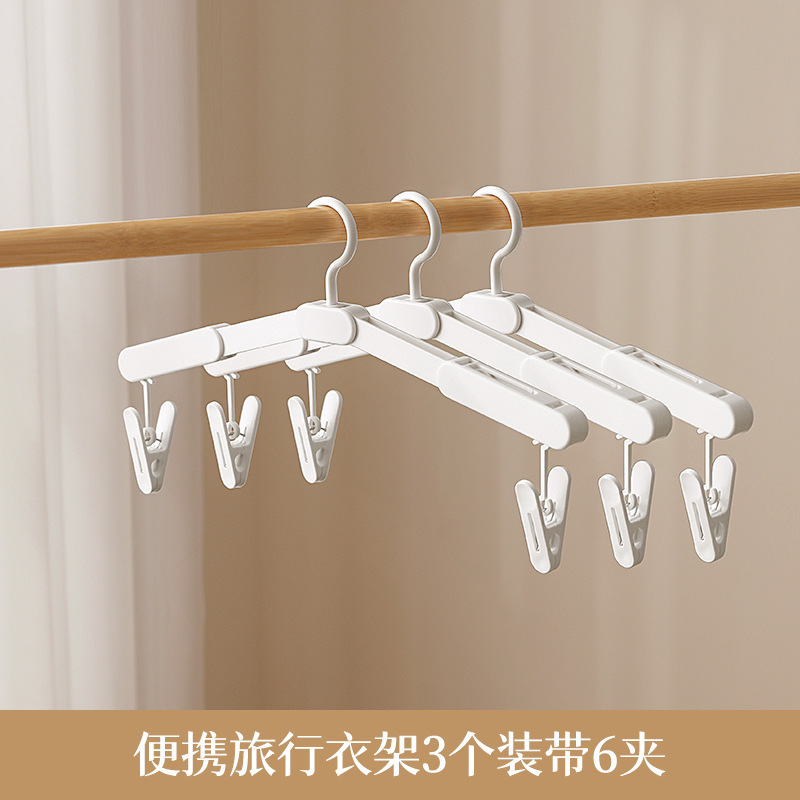 3 hangers with 6 clips