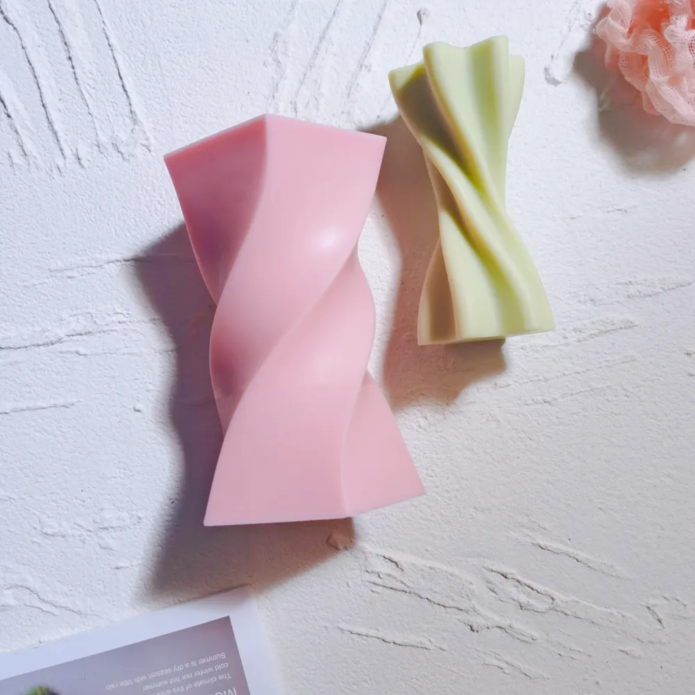 Minimalist Aesthetic Unique Abstract Pillar Candles Silicone Mould Geometric Curved Twirl Candle Mold