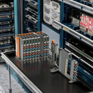 100% nuovo Controller di programmazione del modulo PLC originale MCGE33-0 Controller PAC e dedicati - Product Image 2