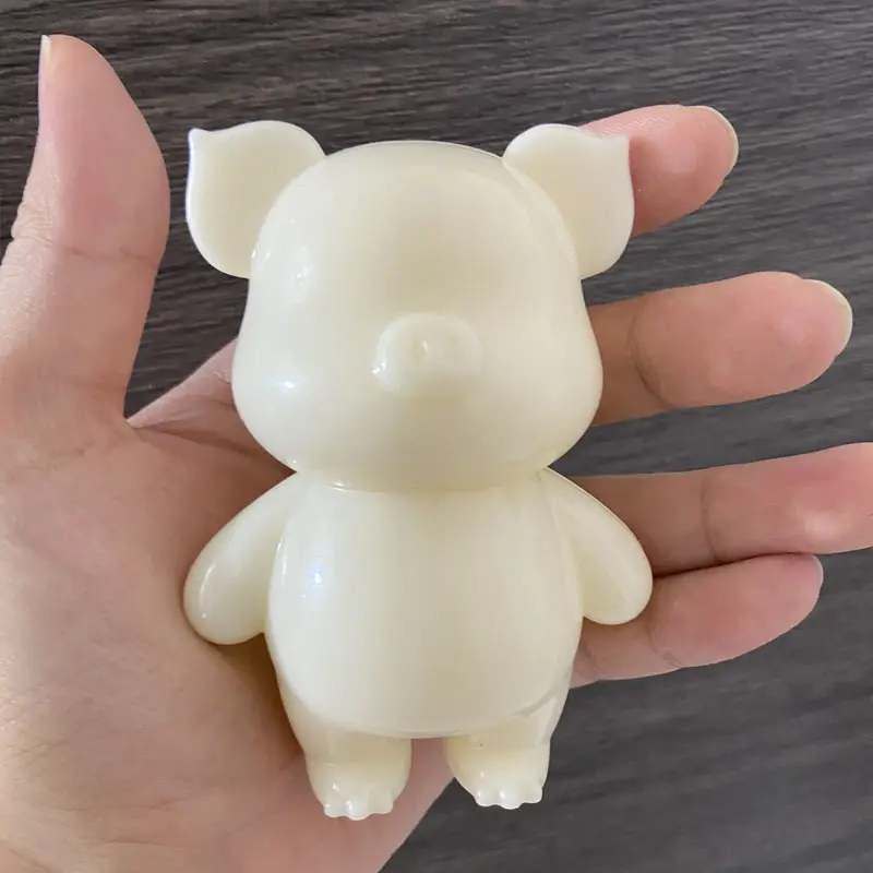 2024 nuovo Design giocattolo per pittura a colori da 8cm con vernice acrilica portachiavi in plastica per dipingere Kit di orso fluido