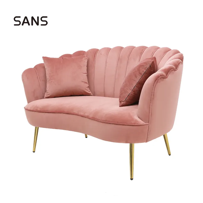 Sillón moderno de terciopelo rosa para sala de estar