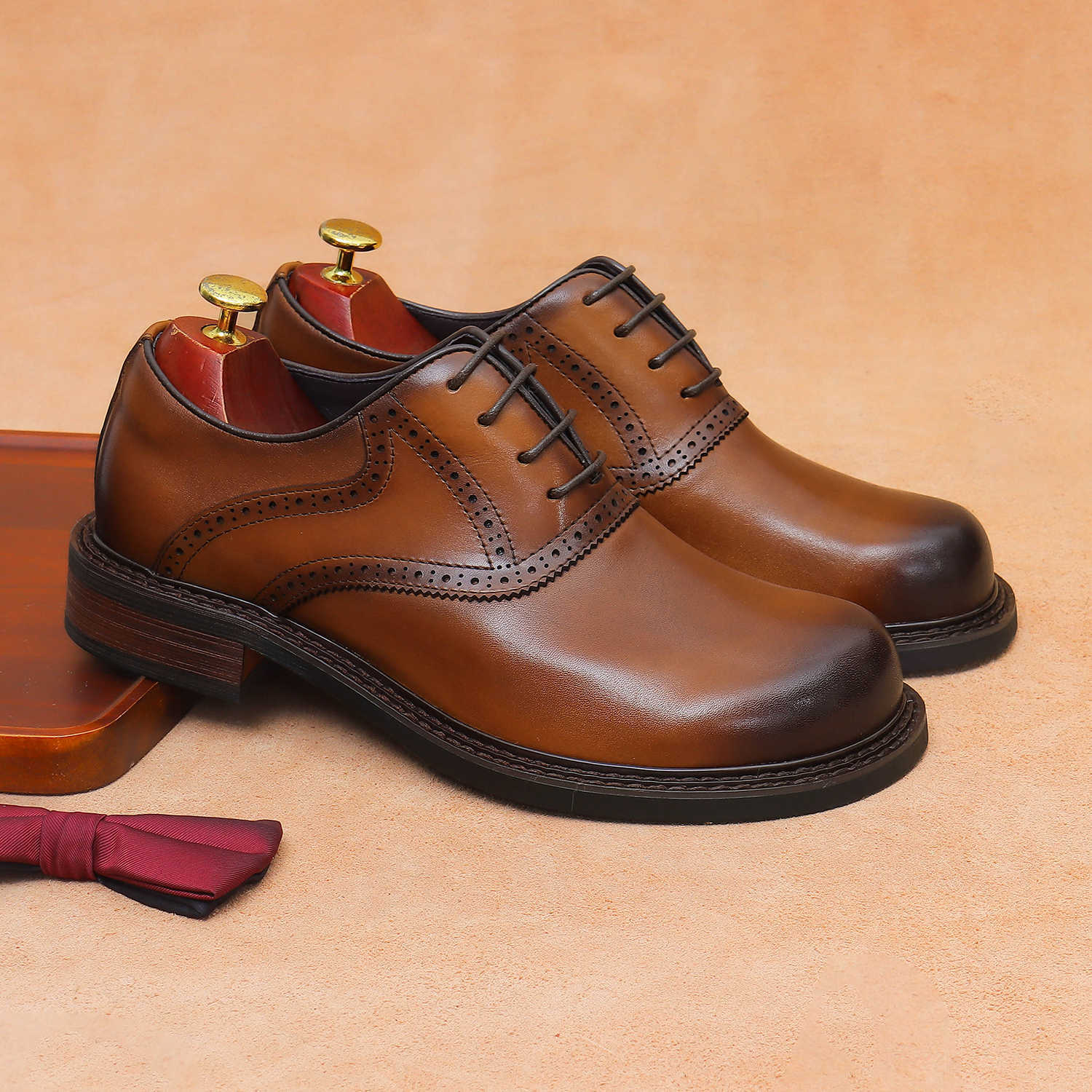 สีน้ำตาล