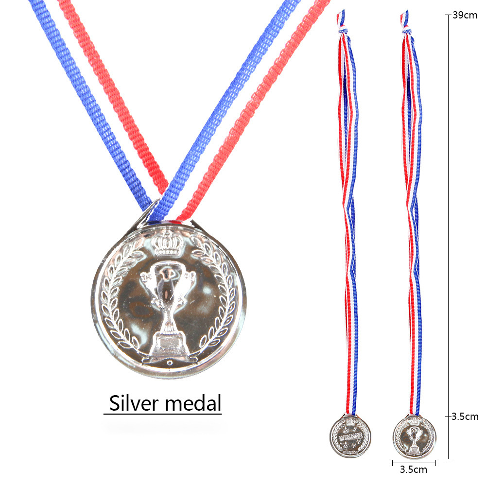 เหรียญเงิน - ถ้วยรางวัล (สายคล้องประมาณ 75 ซม. น้ำหนัก 4 กรัม)