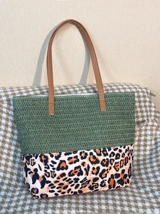2025 Leopard Pattern Splicing Large Capacity Handheld Shoulder <strong>Bag</strong>