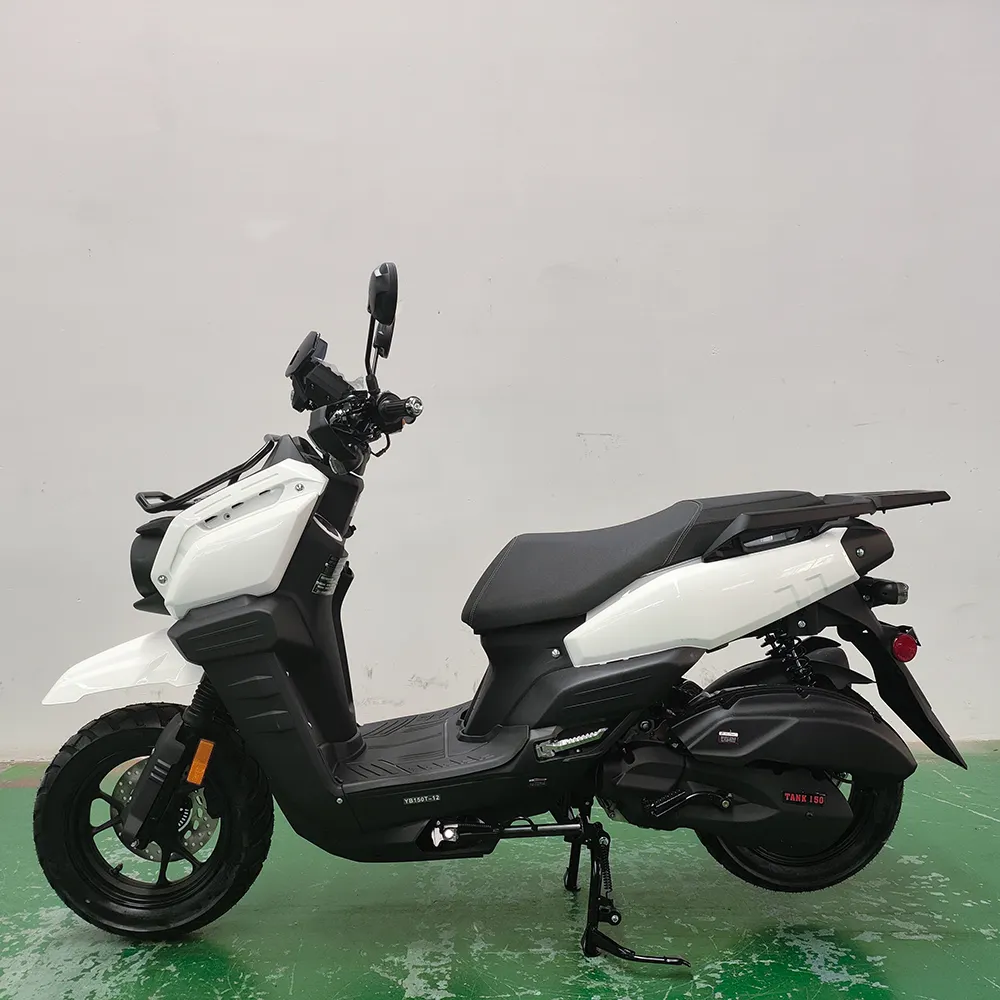 EPA DOT Vente à chaud scooter 150cc 200cc moteur à essence motos de scooter pour adultes à grande vitesse de l'usine chinoise