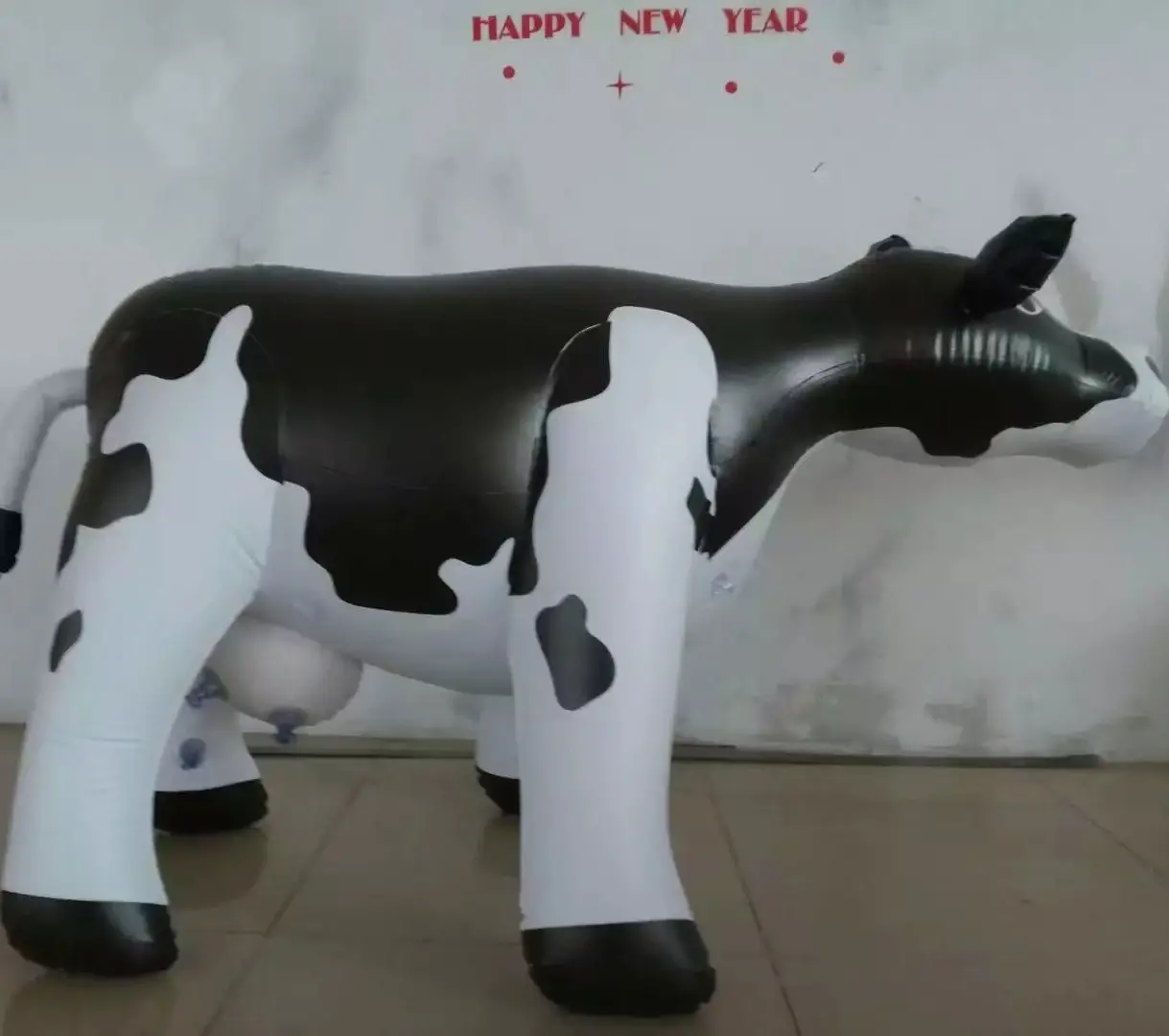 Benutzer definierte Vinyl aufblasbare Kuh Luftballon große aufblasbare Kuh zu verkaufen