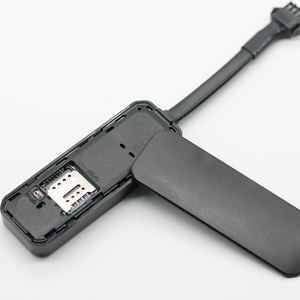 Dispositivo de seguimiento GPS en tiempo real con cable J14 antirrobo Rastreador GPS con tarjeta Micro Sim para vehículo de coche - Product Image 1