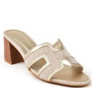 All'ingrosso 2023 moda tacchi personalizzati con logo sandali donna pantofole tacco medio sandali bianchi pantofole tacchi per le signore