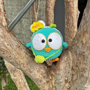 Commercio all'ingrosso nuovo creativo personalizzato carino tessuto a mano sacchetto di pollo portachiavi Joker uncinetto personalizzato esplosioni per soprammobili - Product Image 3