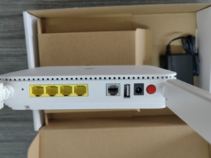 高速F6610M ONUモデム4GE + WiFi6光ファイバーアクセスポイントAX1800 MESHルーターWiFi 6 GPONルーターワイヤレスLANネットワーク付き - Product Image 6