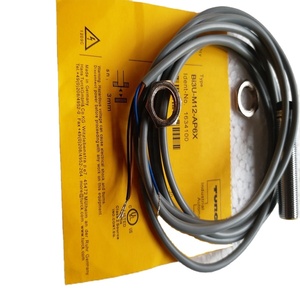 Sensor de proximidad inductivo 1/2 M12 M08 5Mtr PNP NO Tipo empotrado NPN Longitud del cable Interruptores de proximidad Proveedor de sensores - Product Image 1