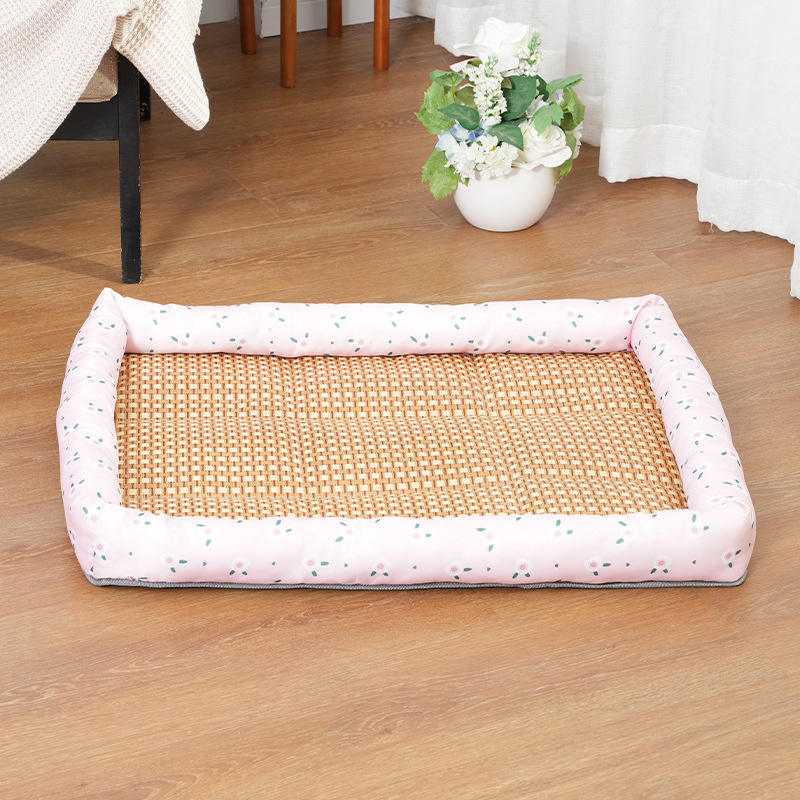 Flores rosadas de cuatro lados