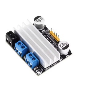 Módulo de accionamiento de motor de CC dual 10A Regulación de velocidad PWM hacia adelante y hacia atrás Atenuación 3-18V Bajo voltaje Alta corriente - Product Image 3