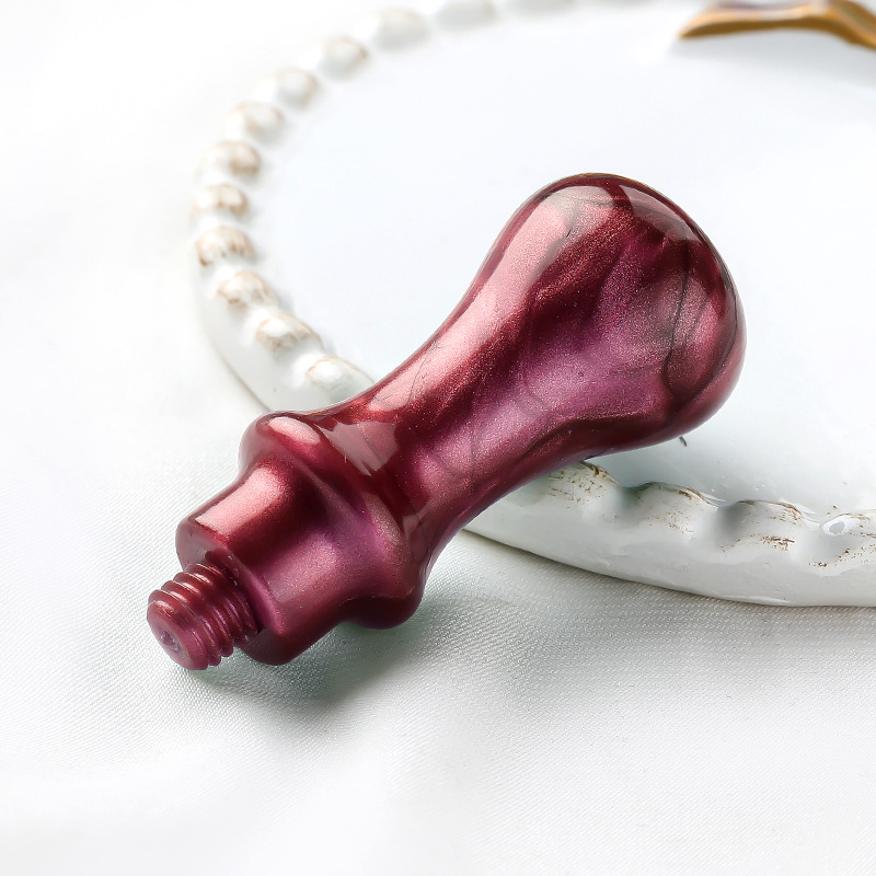 Sealing wax handle, burgundy glitter version