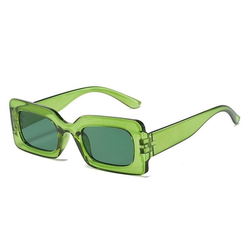 C8 - Light green frame with green color
