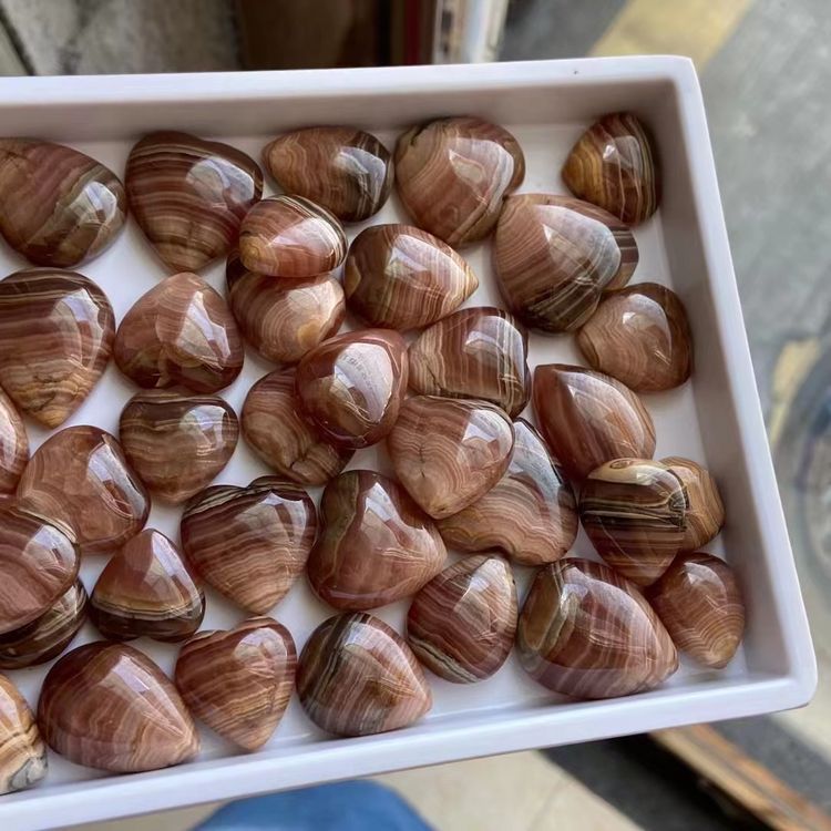 สีน้ำตาล