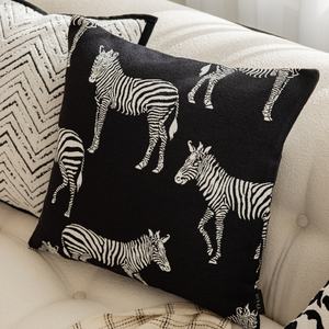 Grosir kustom bantal cahaya dapat dilepas mewah bantal lempar halus Premium pola hewan Modern Nyaman Untuk teras luar ruangan - Product Image 5